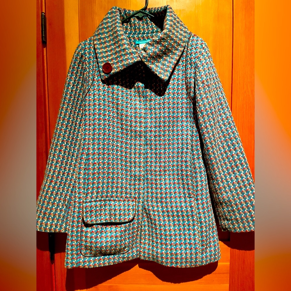 Women’s Dresscoat.